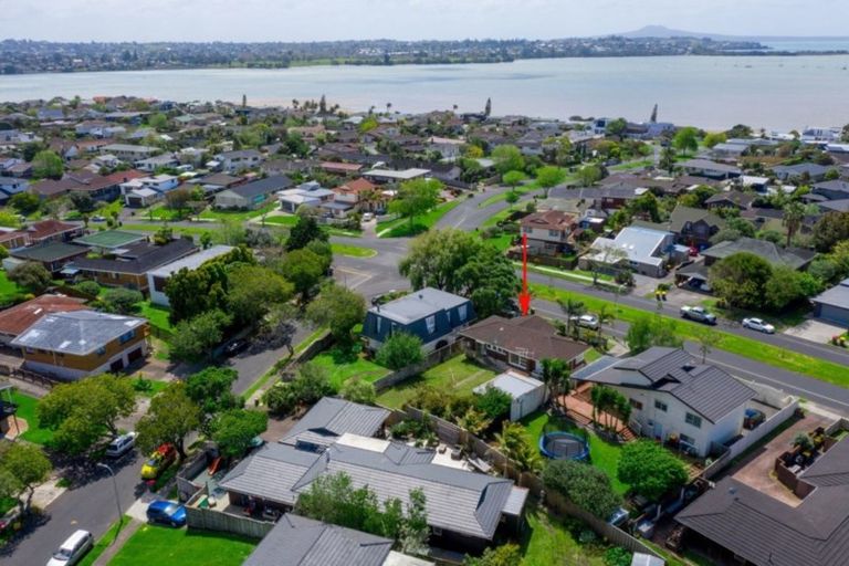 Photo of property in 180 Fisher Parade, Farm Cove, Auckland, 2012