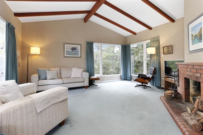 Photo of property in 21 Wernham Place, Northcote, Auckland, 0626