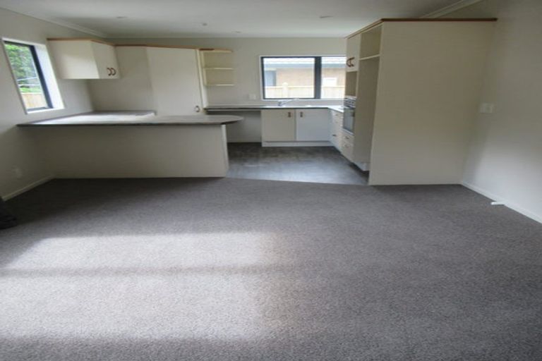 Photo of property in 41 Mary Huse Grove, Manor Park, Lower Hutt, 5019