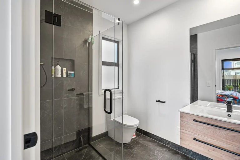 Photo of property in 51 Bale Close, Papamoa, 3118