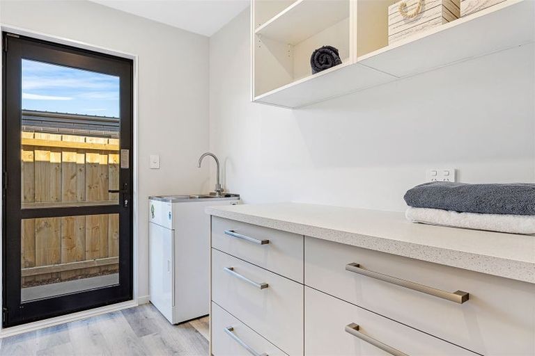 Photo of property in 6 Dalness Crescent, Halswell, Christchurch, 8025