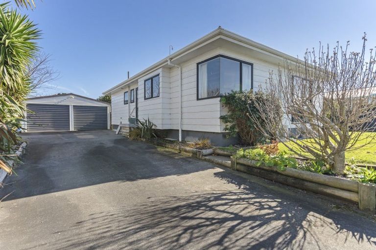 Photo of property in 26 Meade Place, Bell Block, New Plymouth, 4312