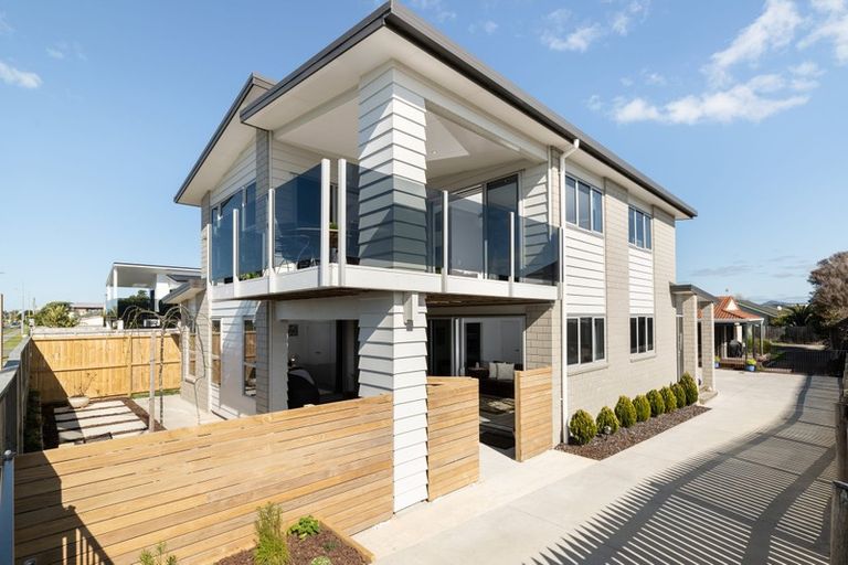 Photo of property in 912a Papamoa Beach Road, Papamoa Beach, Papamoa, 3118