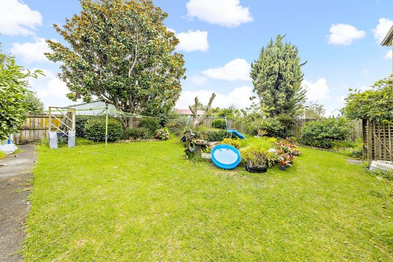 Photo of property in 123 Wattle Farm Road, Wattle Downs, Auckland, 2103
