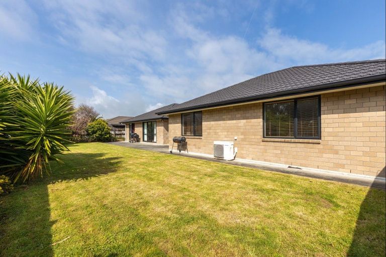 Photo of property in 25c Dolphin Parade, Bell Block, New Plymouth, 4312