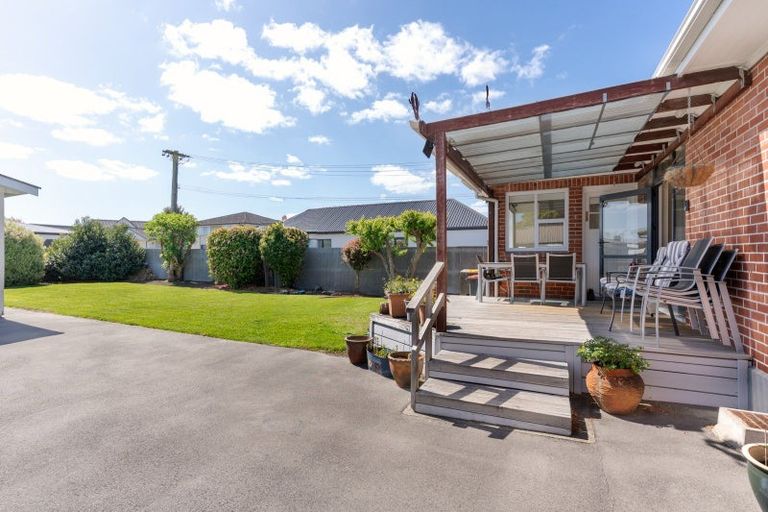 Photo of property in 106 Aorangi Road, Bryndwr, Christchurch, 8053