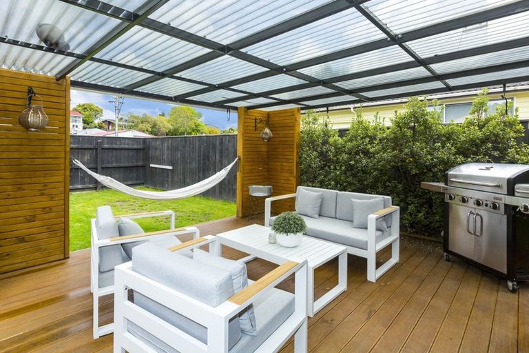 Photo of property in 5 Gloucester Street, Silverstream, Upper Hutt, 5019