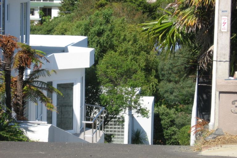 Photo of property in 1/30 Matipo Road, Mairangi Bay, Auckland, 0630