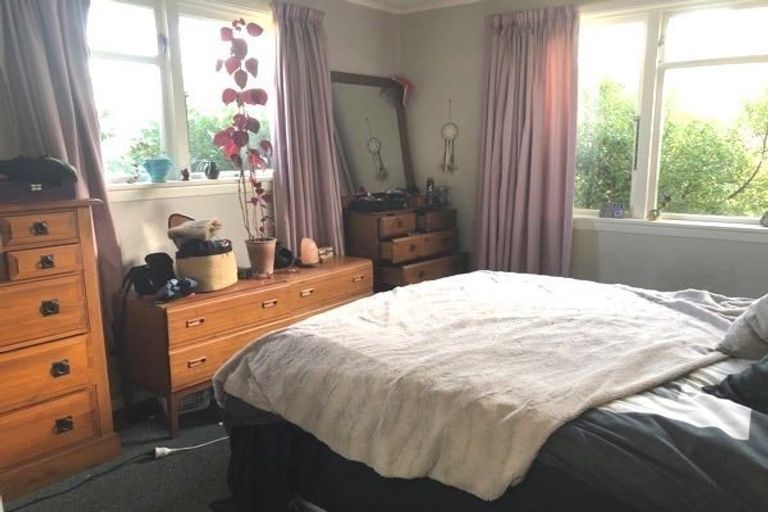 Photo of property in 18 Hooker Avenue, Bryndwr, Christchurch, 8053