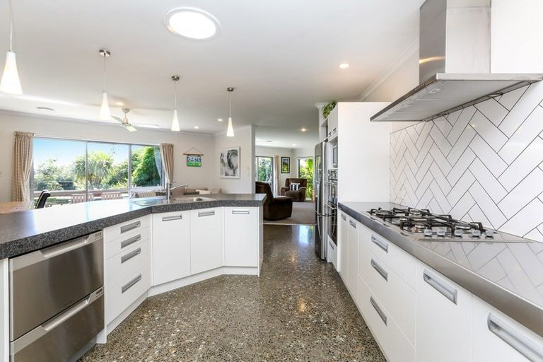 Photo of property in 67 Karamea Street, Whalers Gate, New Plymouth, 4310