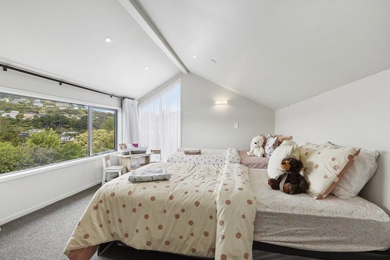 Photo of property in 170 Paremata Road, Paremata, Porirua, 5024