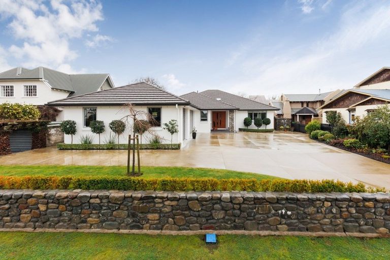 Photo of property in 33 Elmira Avenue, Hokowhitu, Palmerston North, 4410