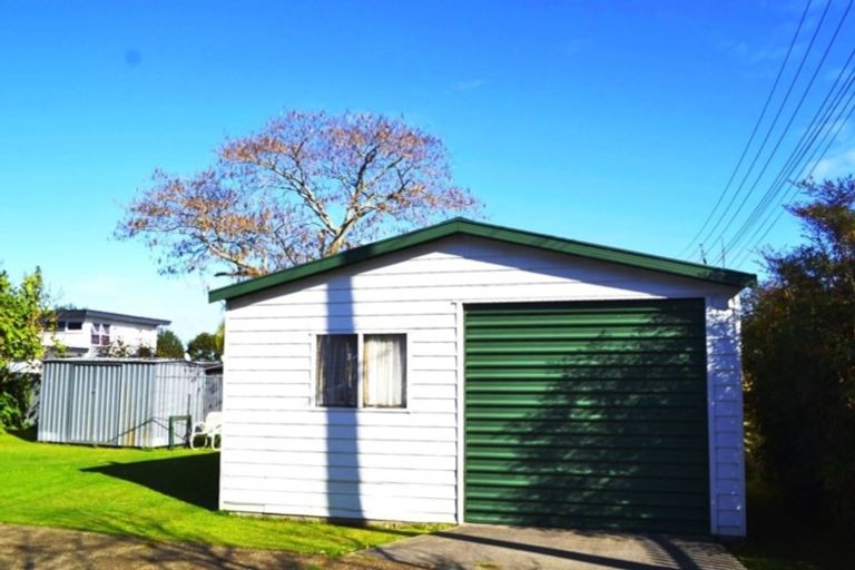 Photo of property in 7 Smiths Avenue, Papakura, 2110