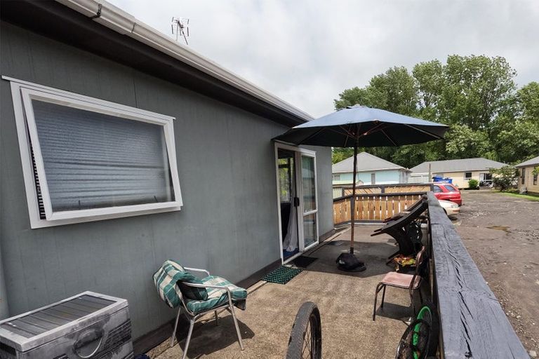 Photo of property in 9/35a Nelson Street, Waitara, 4320