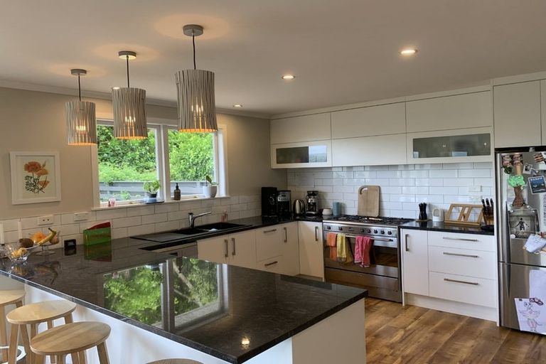 Photo of property in 21 Mission Street, Waterloo, Lower Hutt, 5011