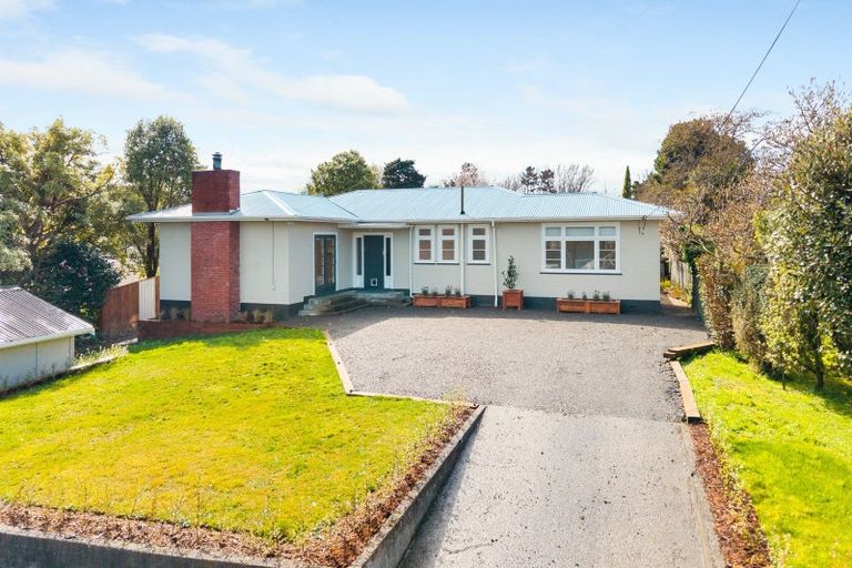 Photo of property in 30 Tararua Street, Pahiatua, 4910