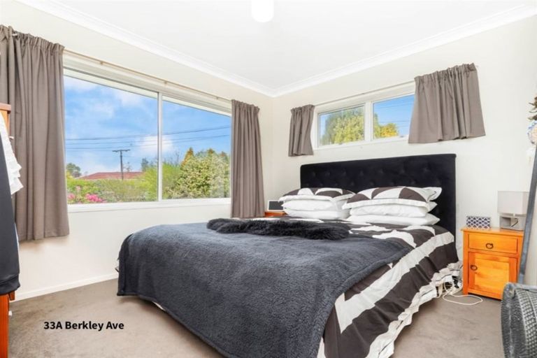 Photo of property in 33 Berkley Avenue, Hillcrest, Hamilton, 3216