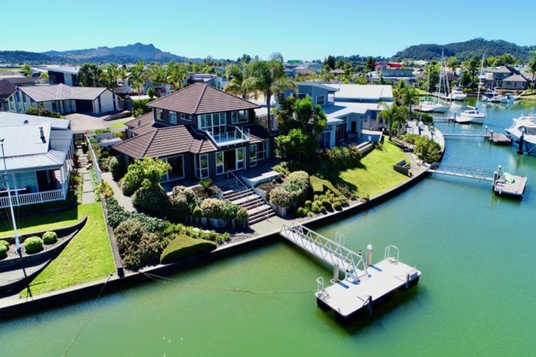 Photo of property in 19 Aquila Drive, Whitianga, 3510