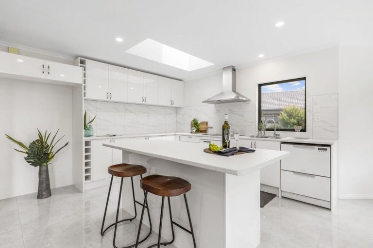 Photo of property in 3 Waipuna Place, Rototuna, Hamilton, 3210