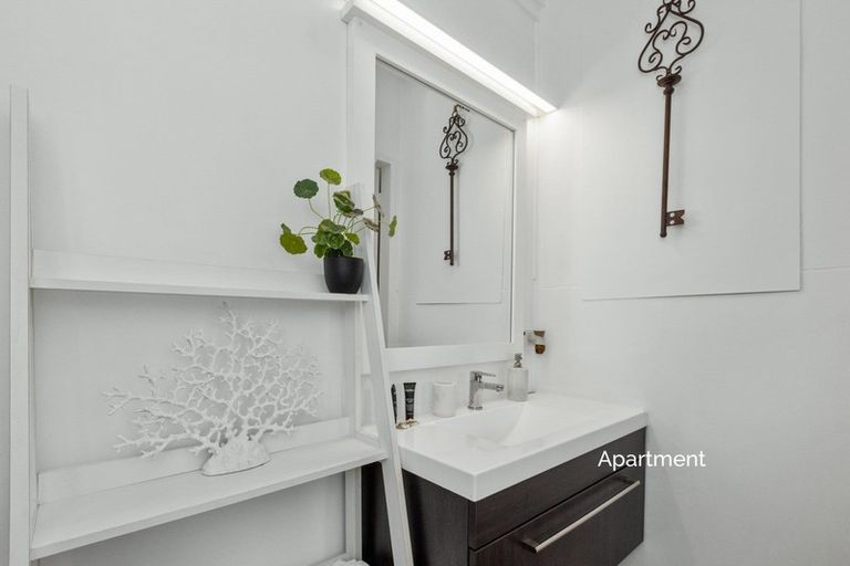 Photo of property in 206 Napier Road, Havelock North, Hastings, 4180