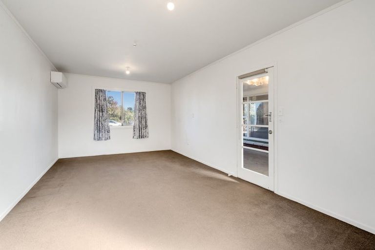 Photo of property in 10 Kowhai Street, Hamilton Lake, Hamilton, 3204
