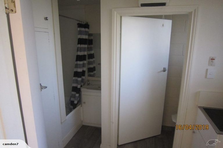 Photo of property in 1/112a Olliviers Road, Phillipstown, Christchurch, 8011