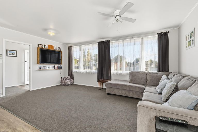 Photo of property in 1 Jordan Place, Tirau, 3410