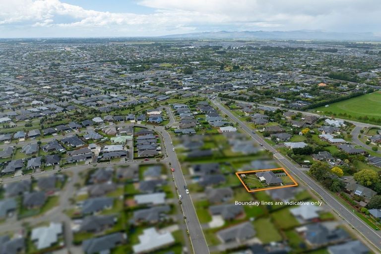 Photo of property in 28 Burnham School Road, Rolleston, 7614