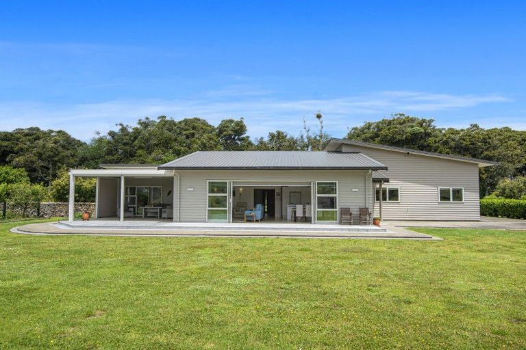 Photo of property in 4 Cornerstone Place, Te Kamo, Kamo, 0185