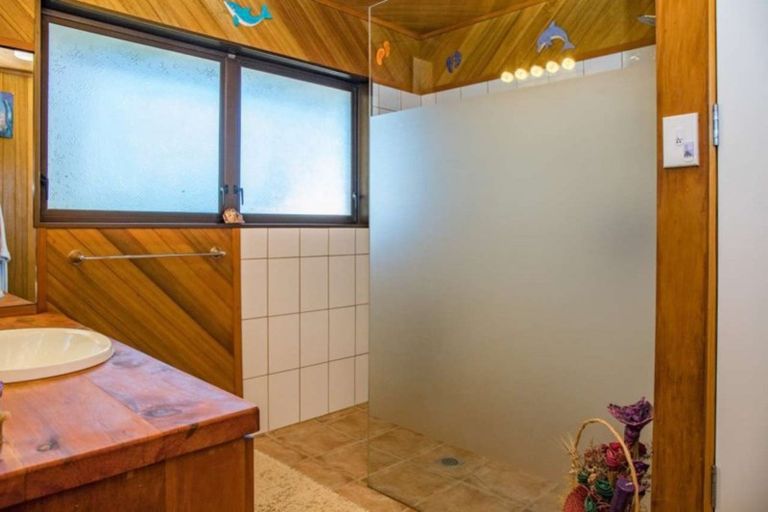 Photo of property in 617 Owhiwa Road, Parua Bay, Onerahi, 0192