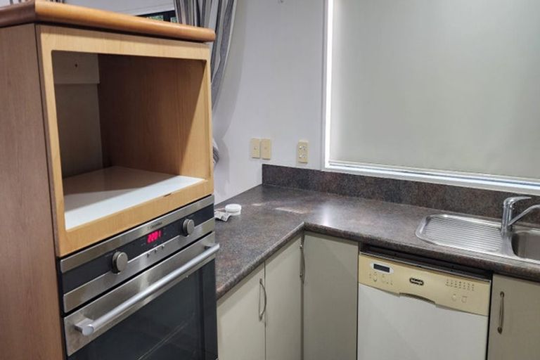 Photo of property in 3/2 Leamington Street, Addington, Christchurch, 8024