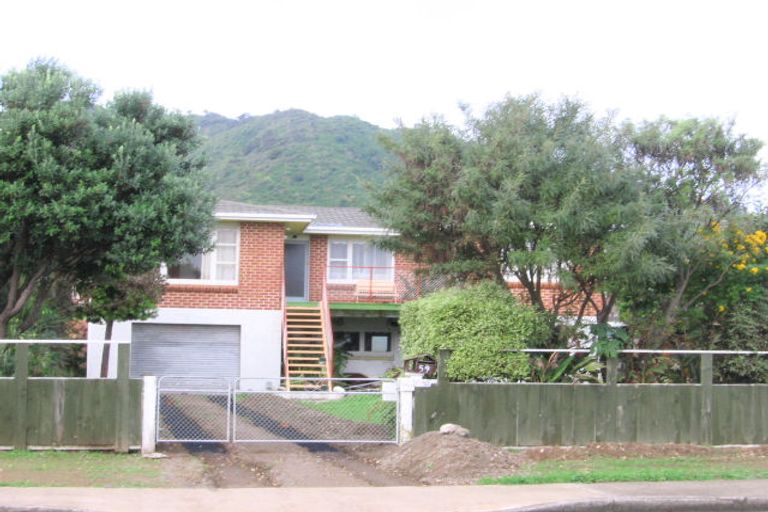 Photo of property in 59 Parata Street, Waikanae, 5036