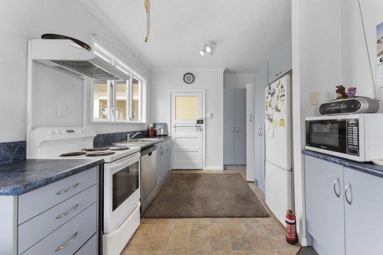 Photo of property in 13 Mckenzie Street, Levin, 5510