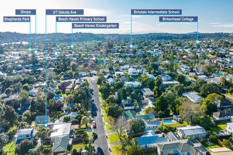 Photo of property in 2/7 Dakota Avenue, Beach Haven, Auckland, 0626