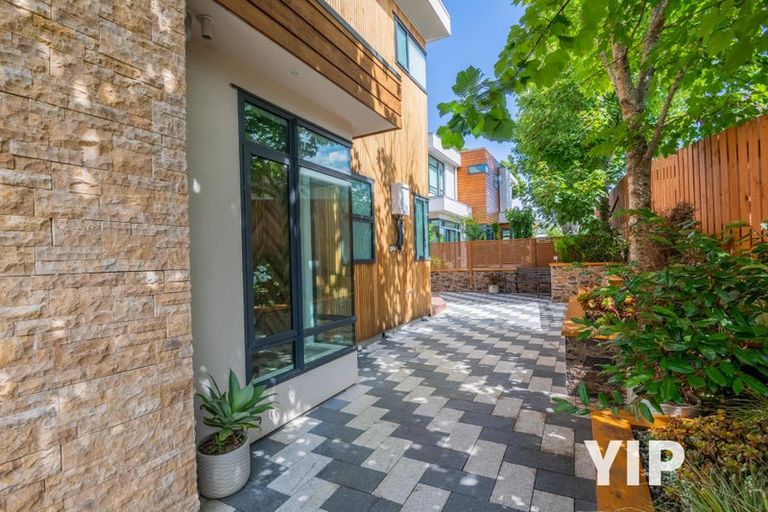 Photo of property in 90a Khandallah Road, Khandallah, Wellington, 6035