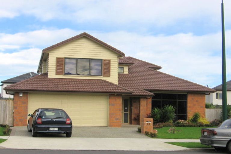 Photo of property in 83 Middlefield Drive, Flat Bush, Auckland, 2016