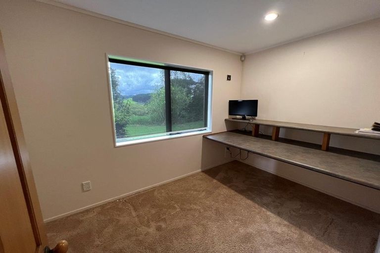 Photo of property in 54 Russell Road, Wainui, Silverdale, 0992