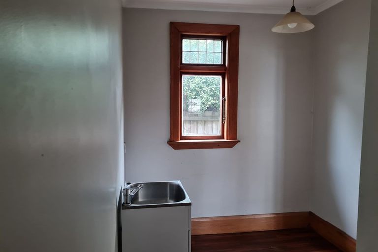 Photo of property in 17 North Parade, Richmond, Christchurch, 8013