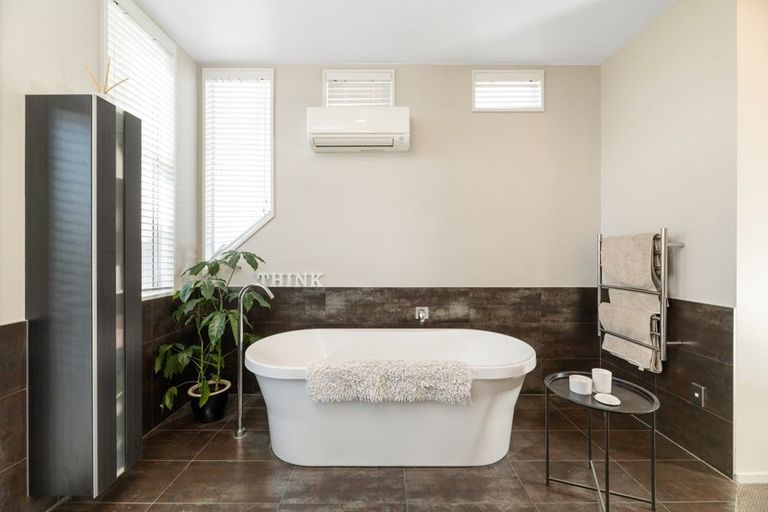 Photo of property in 13 Harvey Street, Tauranga South, Tauranga, 3112