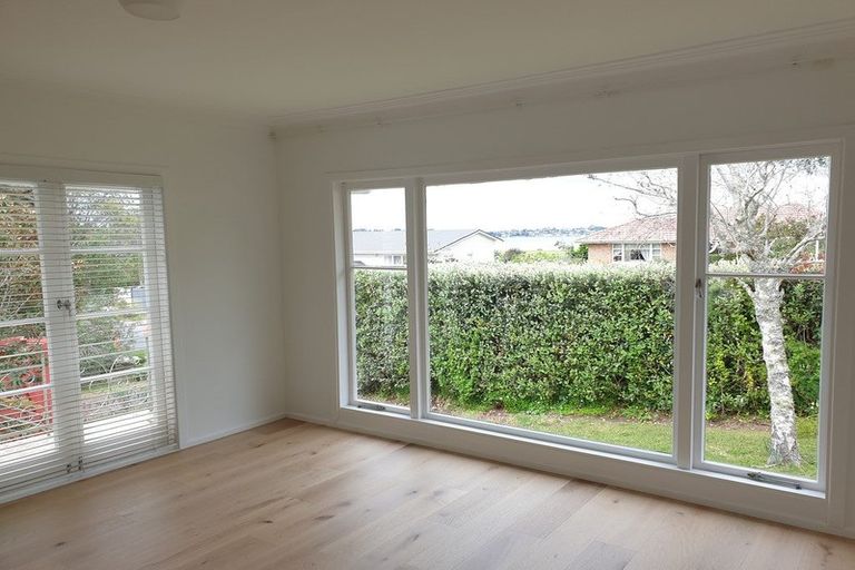 Photo of property in 29 Roberta Avenue, Glendowie, Auckland, 1071