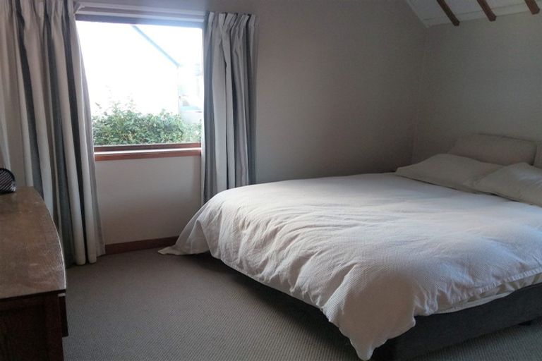 Photo of property in 2/146 Soleares Avenue, Mount Pleasant, Christchurch, 8081