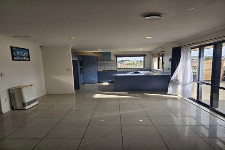 Photo of property in 50 Senator Drive, Manurewa, Auckland, 2105