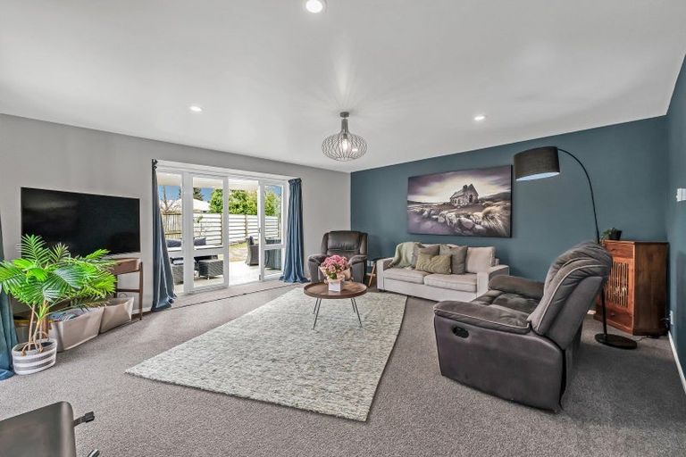 Photo of property in 15 Cross Street, Coalgate, 7673