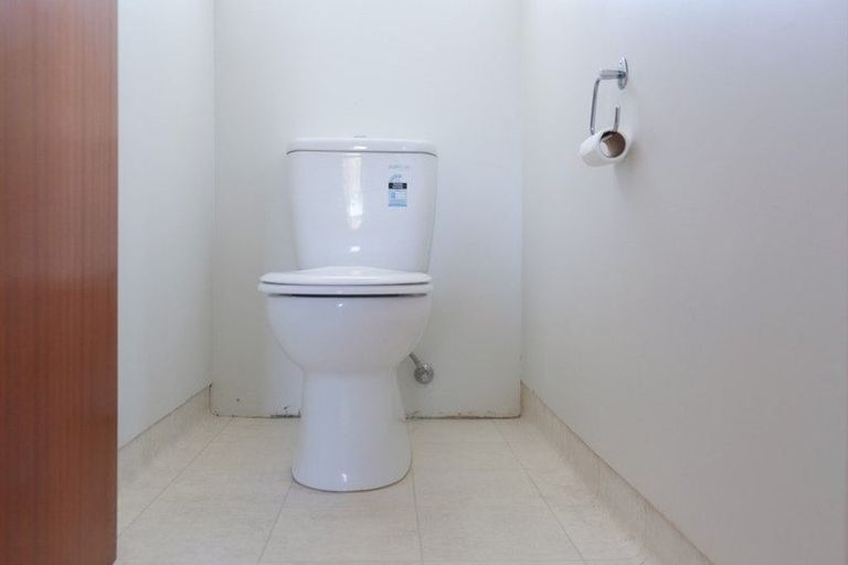 Photo of property in 4 Hawkswood Place, Avonhead, Christchurch, 8042