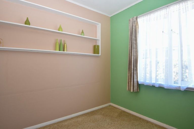 Photo of property in 30 Taverner Street, Carterton, 5713