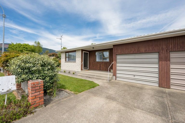 Photo of property in 1/1 Byron Place, Stoke, Nelson, 7011