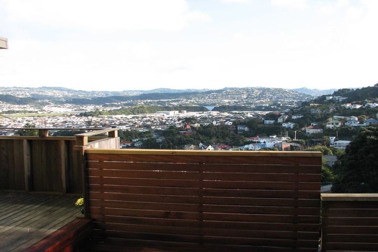 Photo of property in 86 Kinghorne Street, Strathmore Park, Wellington, 6022