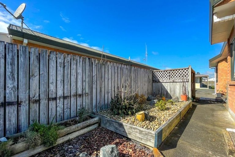 Photo of property in 9b Walton Place, Ngatea, 3503