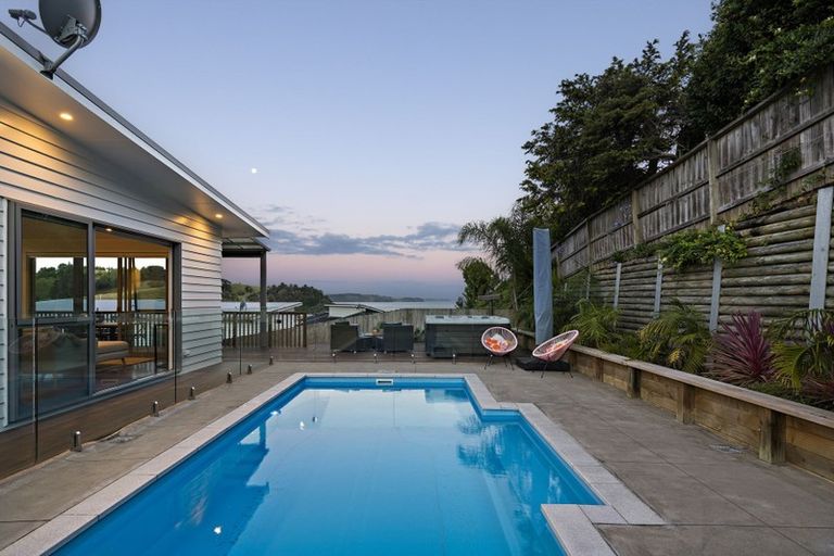 Photo of property in 13 Ariel Place, Snells Beach, 0920