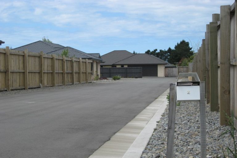 Photo of property in 2 Zuppicich Lane, Woodend, 7610